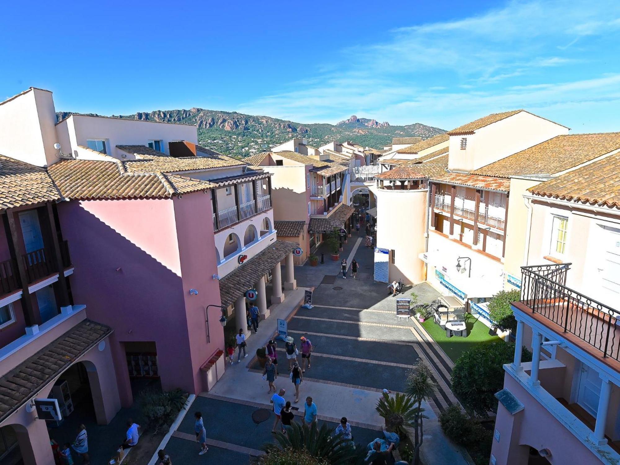 Apartment Village Cap Esterel - Le Village-81 By Interhome Saint-Raphaël Exterior foto